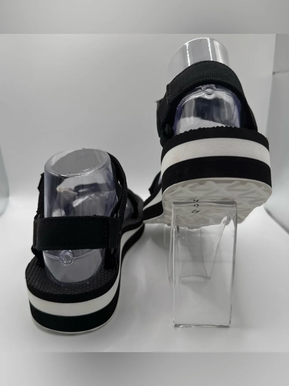 Teva Midform Universal Sandals Womens 6 NWOT Black White Platform Strappy Gorp